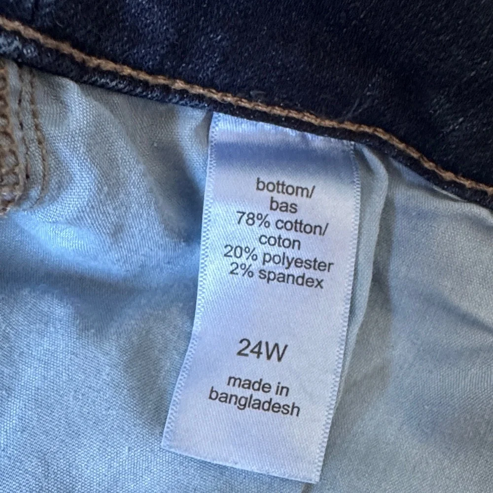 Maurices Dark High-Rise jeans size 24W - Picture 6 of 7